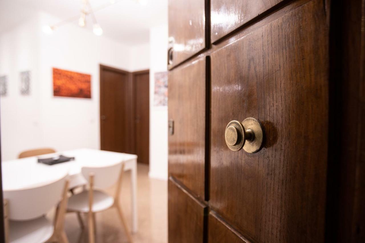 Municipiohouse-84 By Dimorra Apartment Naples Luaran gambar