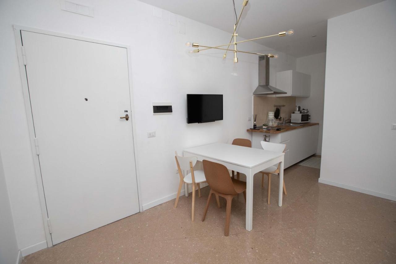 Municipiohouse-84 By Dimorra Apartment Naples Luaran gambar