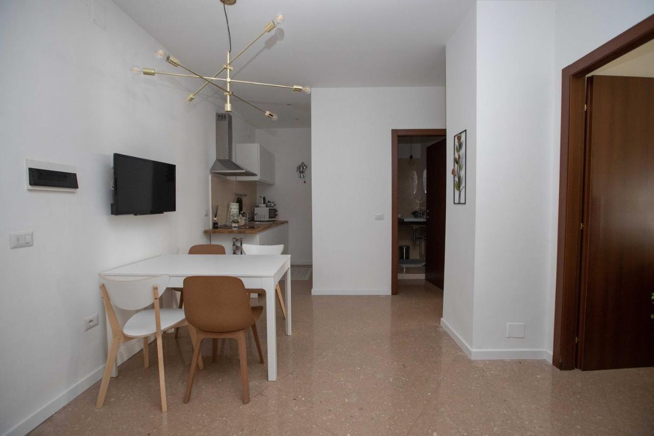 Municipiohouse-84 By Dimorra Apartment Naples Luaran gambar